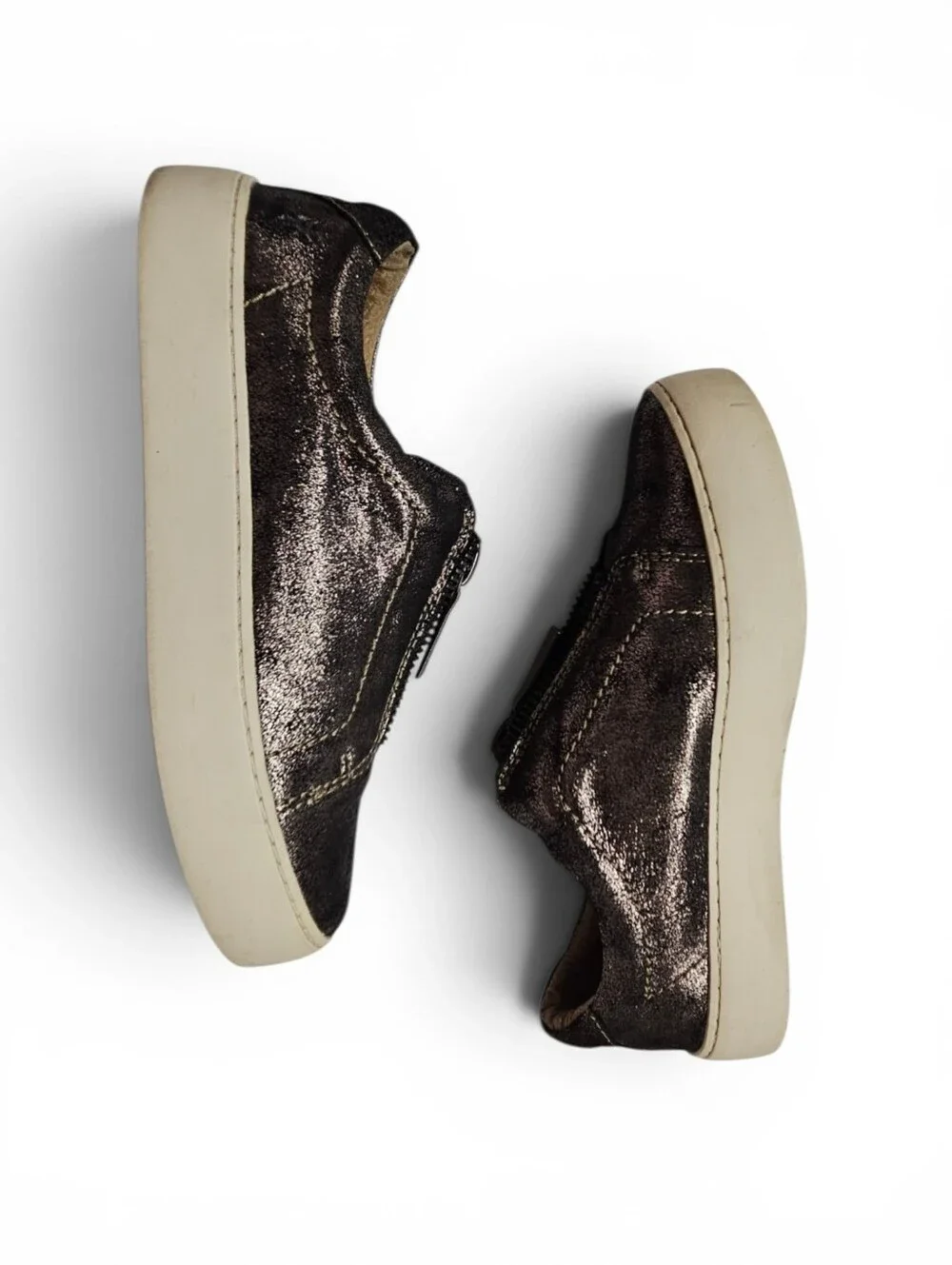 Frye Lena Low Platform Slip-On Leather Sneakers in Pewter And Bronze Size 6.5
